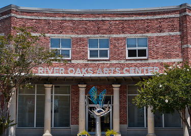 River Oaks Square Arts Center in Alexandria