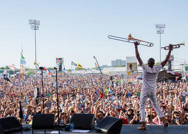 Visit New Orleans Jazz and Heritage Festival