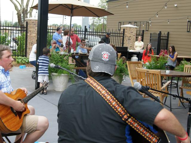 Outdoor Patio Dining