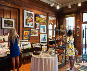 River Oaks Square Arts Center in Alexandria