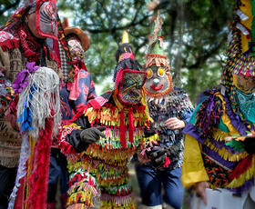 Courir De mardi Gras costumes